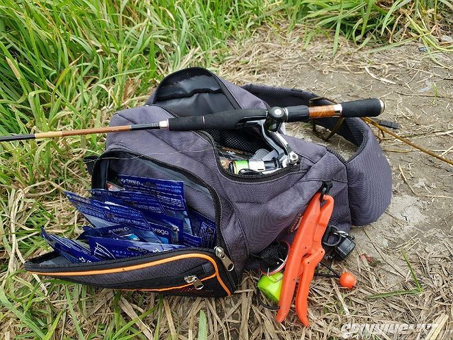 Изображение 2 : Сумка-рюкзак для ходовой рыбалки - Следопыт SLING SHOULDER BAG